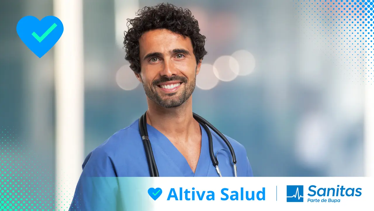 Un médico ofrece Comparar Sanitas y Adeslas